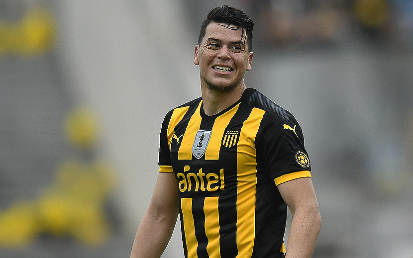 Este jugador es Carlos Rodriguez